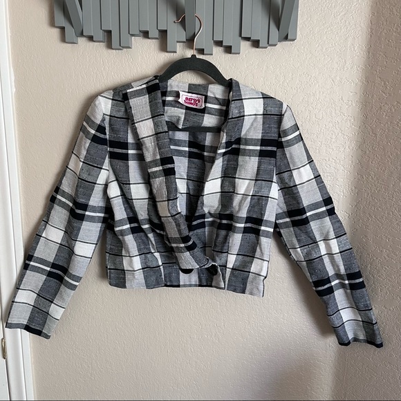 Vintage black & white plaid long-sleeve top, medium - Picture 2 of 10